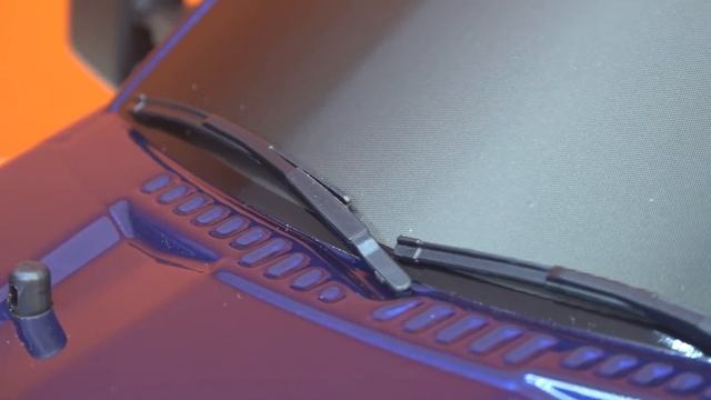 Беги TRAXXAS, бойся Axial... Он пришел! Новый FORD F-450 со спаркой колес от CEN Racing смотреть онлайн