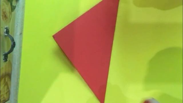 Створення тюльпана при допомозі техніки орігамі. смотреть онлайн