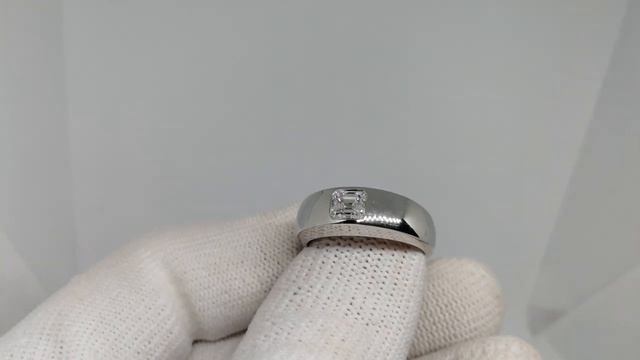 Кольцо с бриллиантом 0.81 карат 2/2 смотреть онлайн