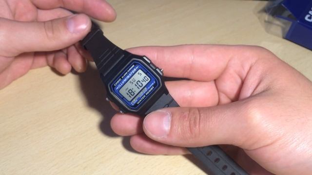 Обзор часов Casio F-105W-1A смотреть онлайн