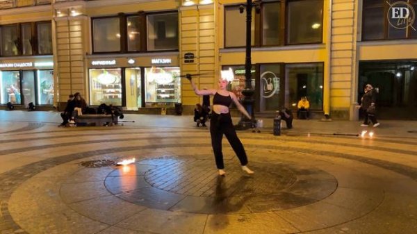 Красивое и эффектное огненное шоу в женском исполнении: Fire Girl & Fire show