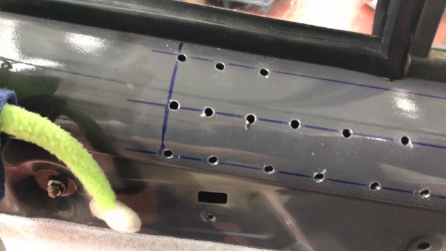 Замена дверных обшивок на автомобиле Соболь. Установка дверных карт с ГАЗель NEXT смотреть онлайн