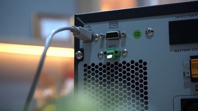 REVIEW UPS APC SRV3KI-E смотреть онлайн