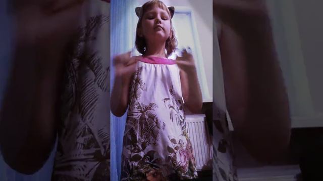 Мокрые кроссы - Танцы котика🐈 смотреть онлайн