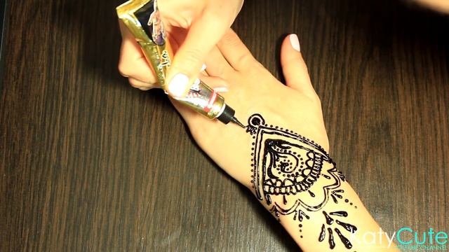 Красивое МЕХЕНДИ рисуем САМИ смотреть онлайн