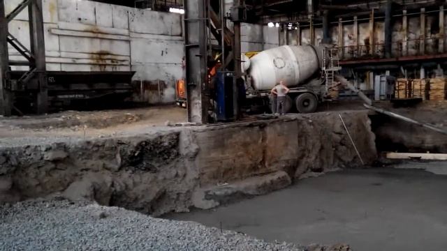 ЮУМЗ - ОРСК .Печь - зачатие новой печи у 6000 т пресса . VID 131541. смотреть онлайн