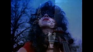 Eurythmics, Annie Lennox, Dave Stewart - Sweet Dreams (Are Made Of This) (Official Video)