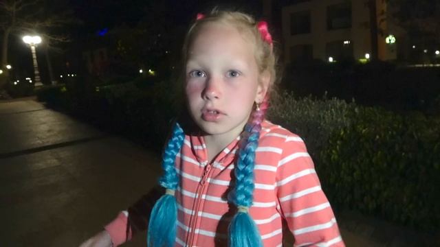 Кого встретили дети в ОТЕЛЕ? новое видео на канале JAROSLAVA SHOW смотреть онлайн