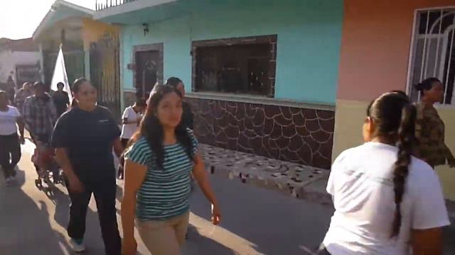 Ahora si iban motivados al mitin en la piedra ancha en Pajacuarán смотреть онлайн
