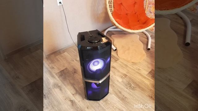 в продаже колонка LG Xboom FH6
