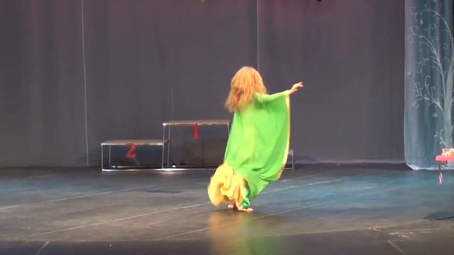 Фёдорова Дарья - народный(халиджи)- соло .Остров красоты 2013 (23.11.13) смотреть онлайн