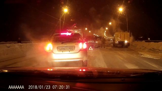 ДТП ул.Кирова Новосибирск 23.01.18 смотреть онлайн