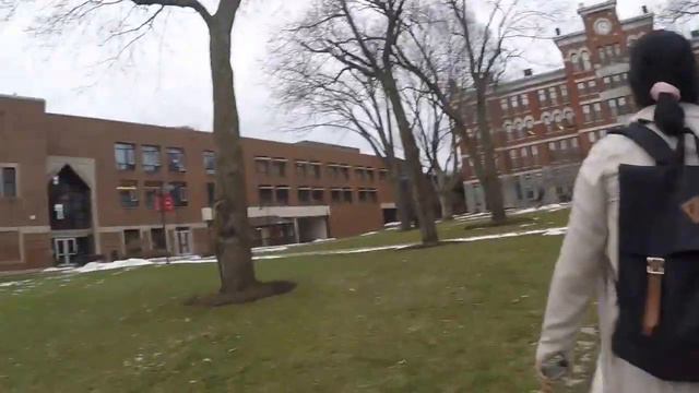 A Very Informal Tour of Clark University смотреть онлайн