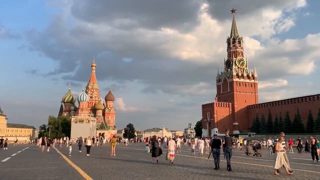 Поездка в Москву на 3 дня. смотреть онлайн
