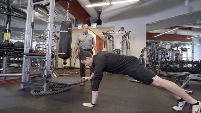 Platform Push Up | Life Fitness Group Training смотреть онлайн