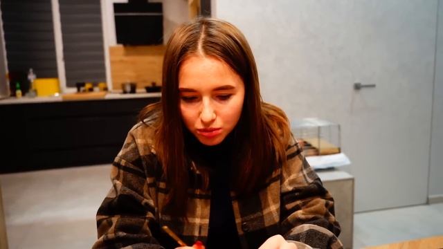 ПРЕКАРВАМ 1 ДЕН ОПИТВАЙКИ ХРАНА ОТ РАЗЛИЧНИ СТРАНИ! Food challenge смотреть онлайн