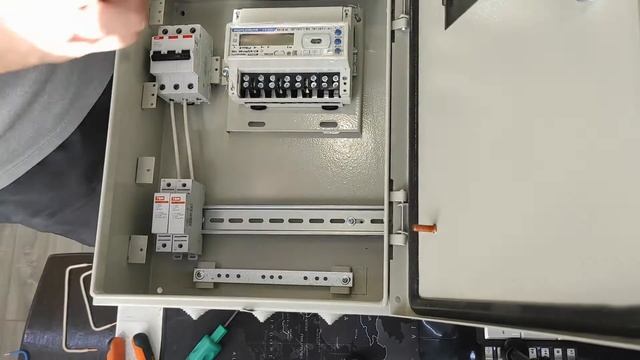 Как собрать трехфазный щит учета 380 В, 15 кВт. Электричество на участок за 550 руб./// Power box