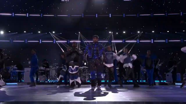 Usher Super Bowl 2024 Iconic Moment!  #usher #superbowl #2024 #trending #viral #trendingvideo