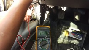 Как установить видеорегистратор своими руками. Hyundai Accent