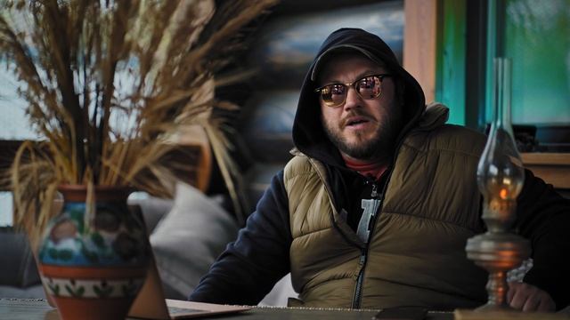 У этого деревянного дома нет названия! смотреть онлайн