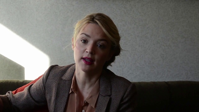 DEAD MAN TALKING de Patrick Ridremont-Interview de Virginie Efira-IFFF-2013 смотреть онлайн