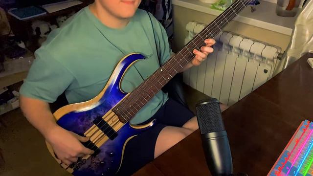 Billy Cobham - Red Baron Bass cover + (bad) impro смотреть онлайн