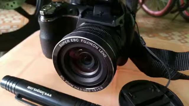 Kamera digital Fujifilm Finepix S4500 смотреть онлайн