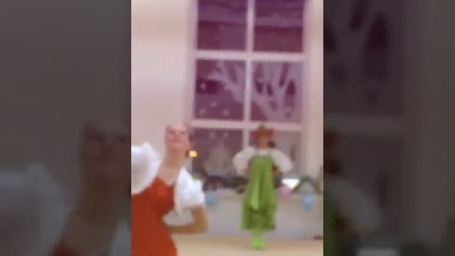 Новогодняя сказка в Зале акробатики смотреть онлайн