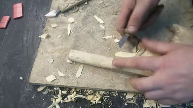 Как сделать пистолет из дерева часть 1 Wood carving Wooden Gun смотреть онлайн
