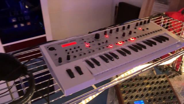 MFB Synth Pro Behringer RD-8 MS-1 Poly-D Roland JDXi and DSI Prophet Rev 2 - JAM смотреть онлайн