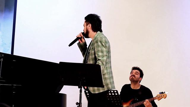 Gela Guralia - Change The World смотреть онлайн