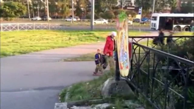 Рекламная доска нового поколения? смотреть онлайн