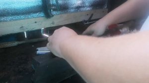 Ставлю Ремкомплект дверных петель на Ниссан Рнесса