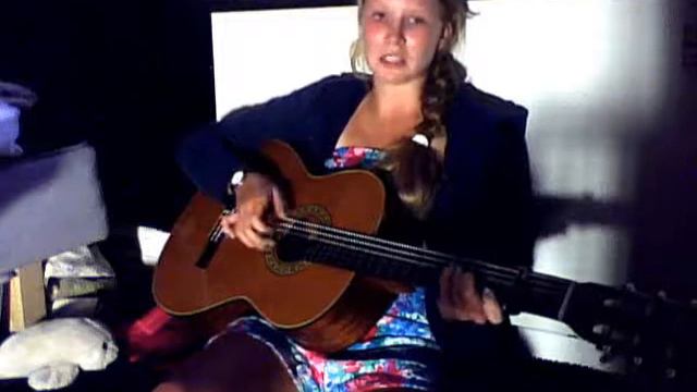 White horse- Taylor swift (acoustic cover) смотреть онлайн