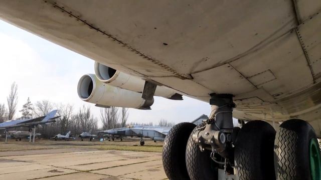 Луганский Авиационный Музей. ВВАУШ. Луганск. Осень 2021. смотреть онлайн