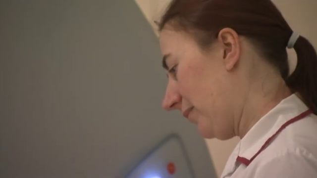 Private vs public healthcare: Comparing systems around the world | The Drum смотреть онлайн