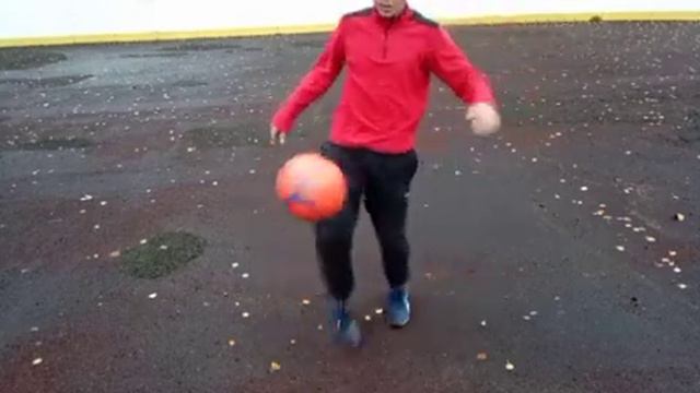 📔⚽Обучения трюка - Crossover ( Кроссовер Tutorial). Фристайл с нуля. Как научить делать Кроссовер?