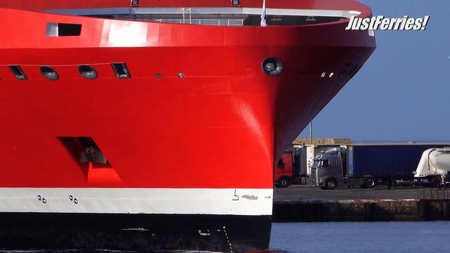 Departure of ferry A GALEOTTA, Bastia (Corsica Linea) смотреть онлайн