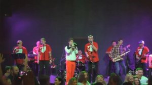 Мамульки бенд - А в африке горы вот такой вышины (live Джао Да, Ярославль)