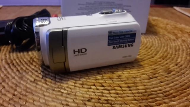 Camescope samsung HMX F90 смотреть онлайн