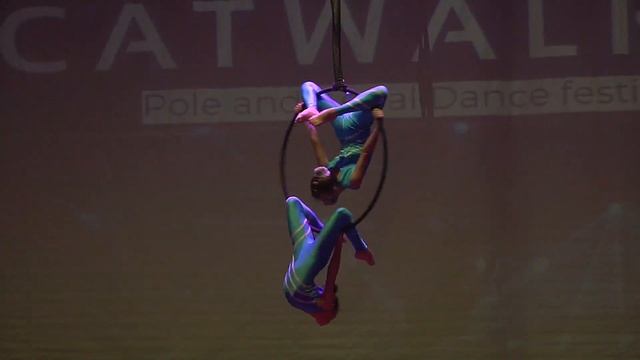 Catwalk Nsk 2022, Смирнова Настя, Заякина Ангелина, г. Обь, воздушное кольцо aerial duet смотреть онлайн