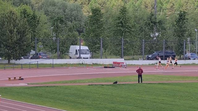 28.05.2023 - Матчевая встреча по лёгкой атлетике среди спортшкол. Девушки U16, 300 м с барьерами смотреть онлайн