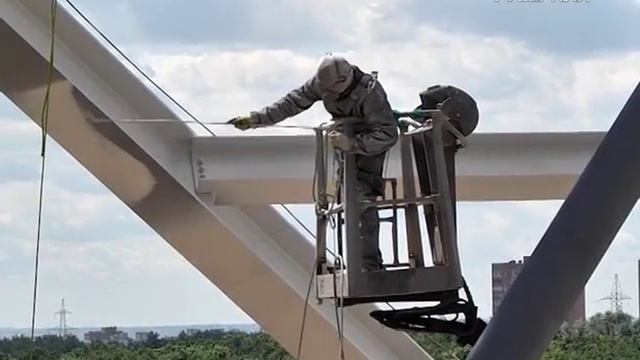 Стадион “Самара Арена” будут красить на месяц дольше смотреть онлайн