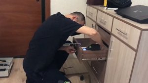 Установка фасада на выдвижной ящик