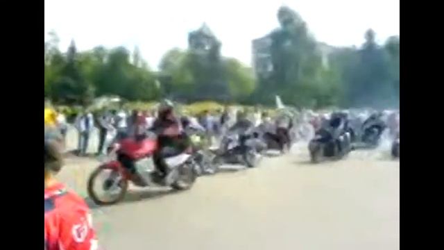 Самое первое открытие мотосезона в Конаково. смотреть онлайн