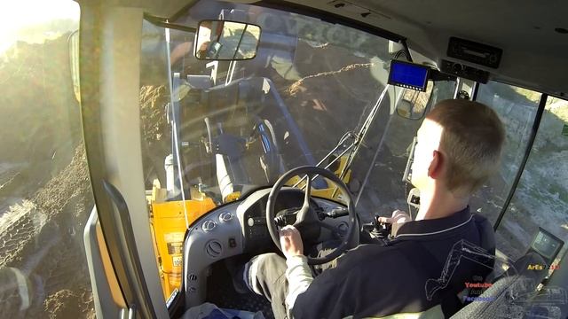 Test Driving Volvo L180G Wheelloader With A Wee Bit Too Big Bucket смотреть онлайн