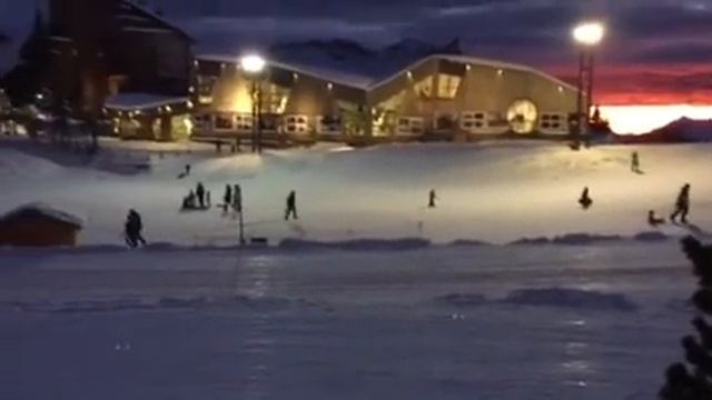 АВОРИА ФРАНЦИЯ ГОРНОЛЫЖНЫЙ КУРОРТ НОЧНОЙ ОТДЫХ ВО ФРАНЦИИ AVORIAZ FRANCE смотреть онлайн