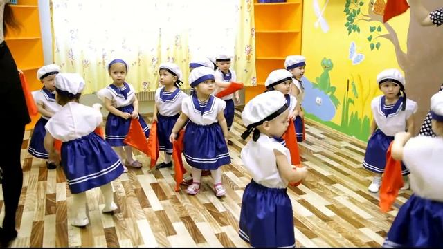 Ясли 2+ Клип 23 февраля смотреть онлайн