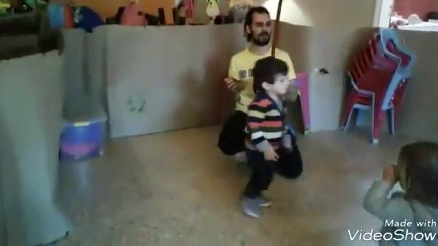 CAPOEIRA INFANTIL - Berimbau, a serpente - Musica смотреть онлайн