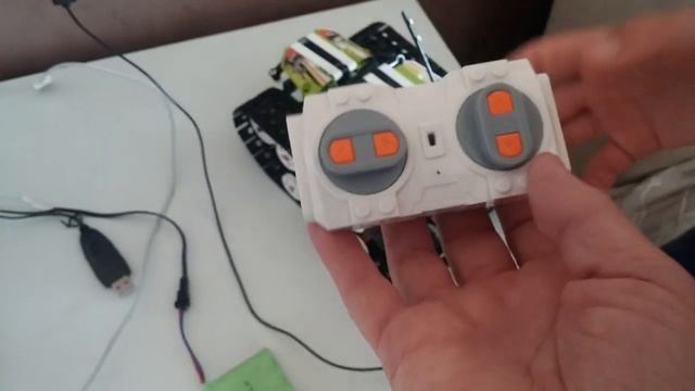 Обзор Конструктора Mould King 13023 Скоростной вездеход. Мощный, маневренный. Интересная игрушка. смотреть онлайн